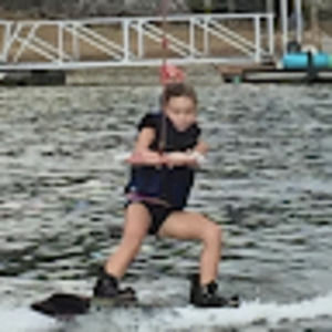 Meet your Posher, Avery